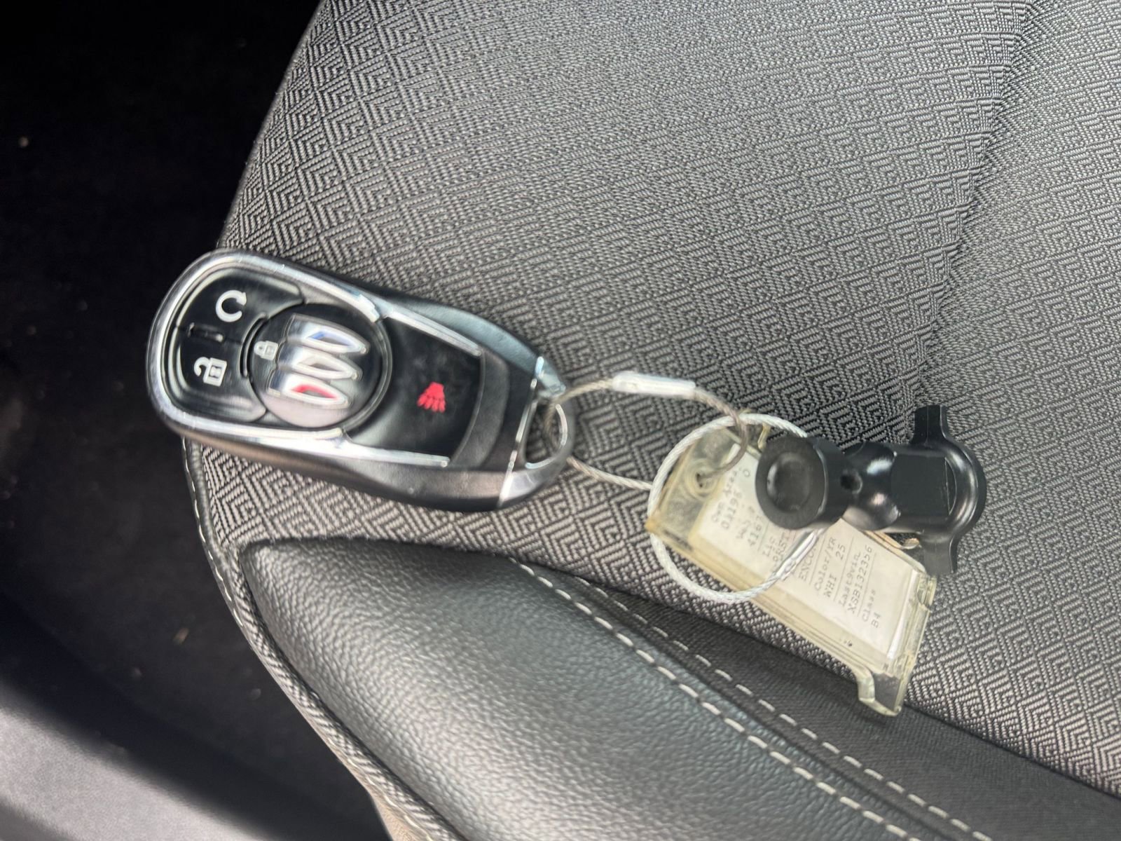 Used 2025 Buick Encore GX Preferred image 22