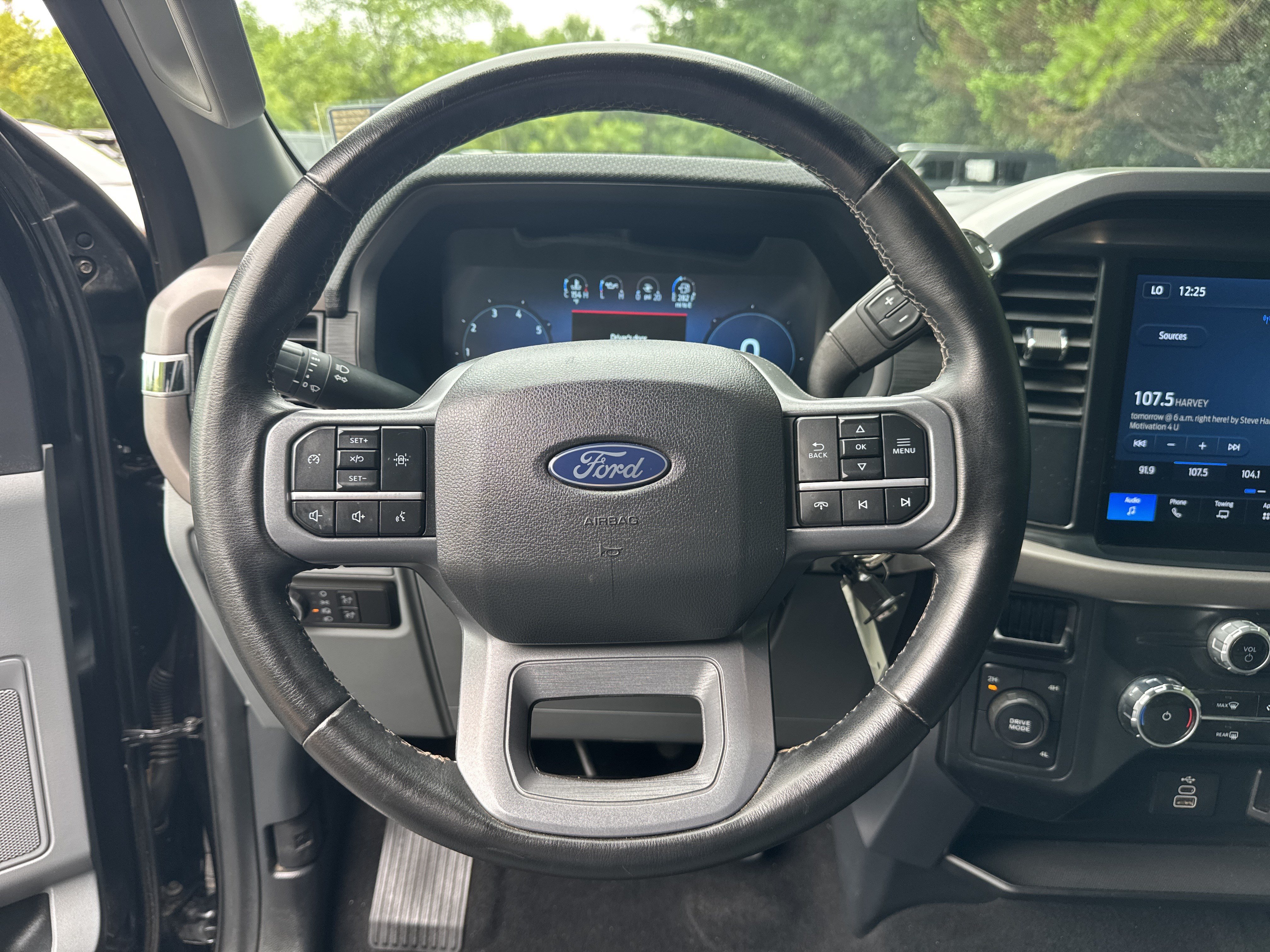 Used 2025 Ford F150 XLT w/ Equipment Group 301A Standard AWD/4WD image 24