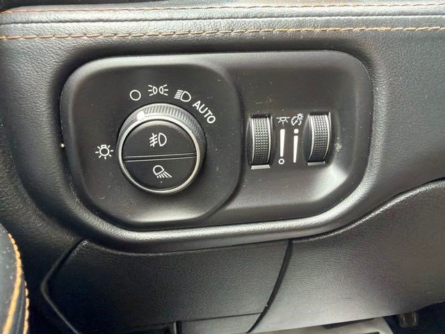 Used 2020 RAM 2500 Limited AWD/4WD image 29