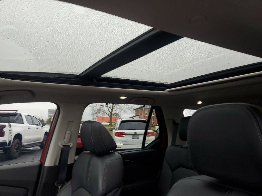 Used 2023 Honda Pilot Touring image 15