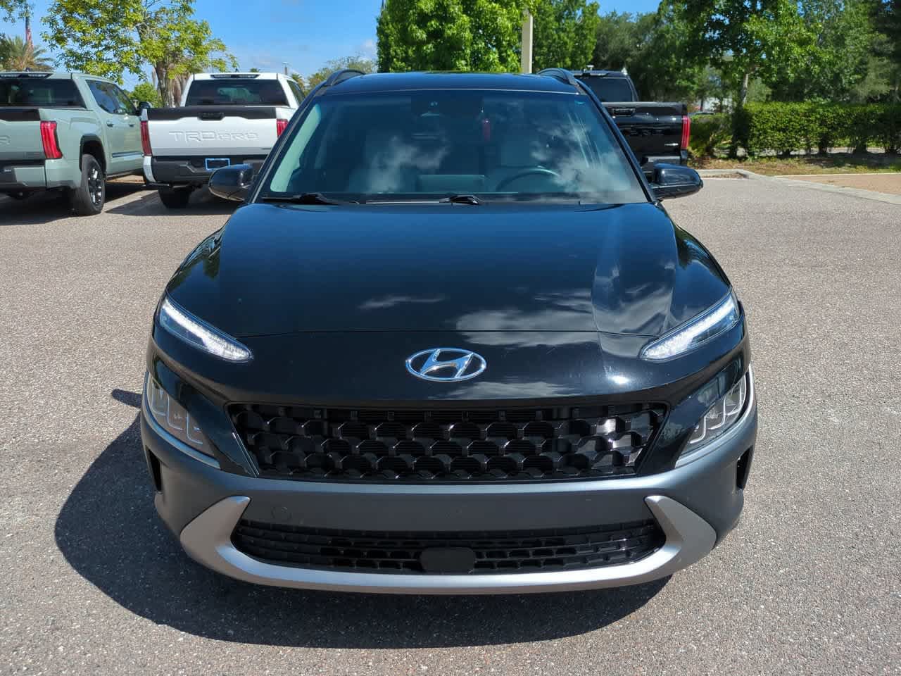 Used 2023 Hyundai Kona Limited AWD/4WD image 9