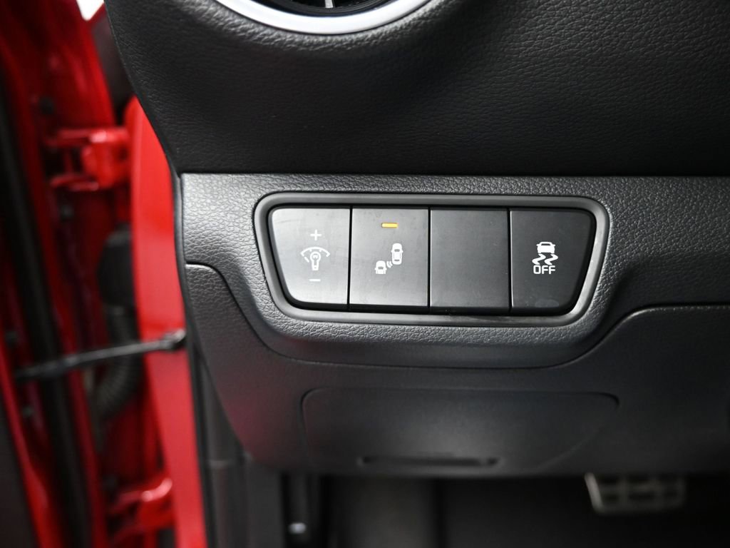 Certified 2023 Kia Forte GT image 31