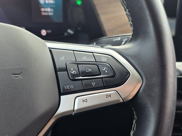 Used 2024 Volkswagen Atlas SE image 28