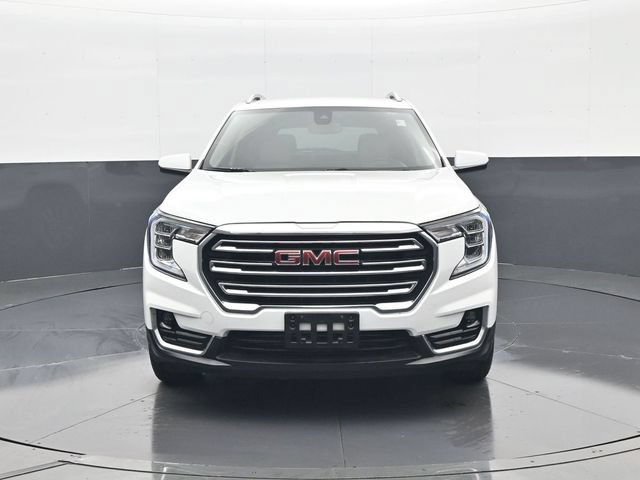 Used 2022 GMC Terrain SLT AWD/4WD image 2