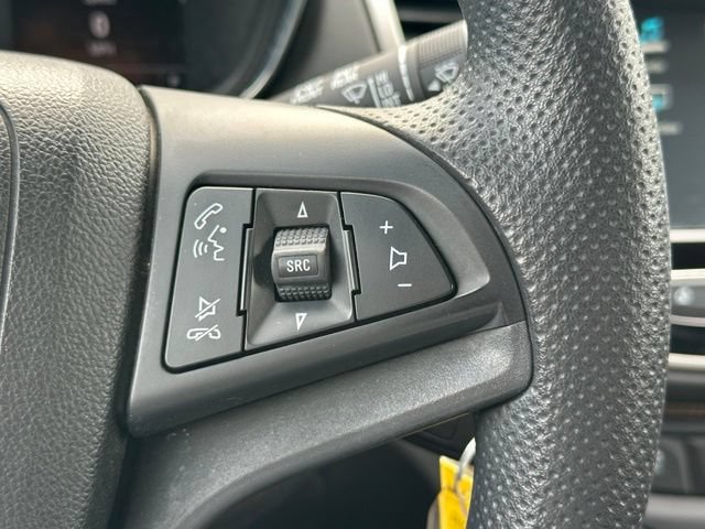 Used 2017 Chevrolet Trax LS AWD/4WD image 39