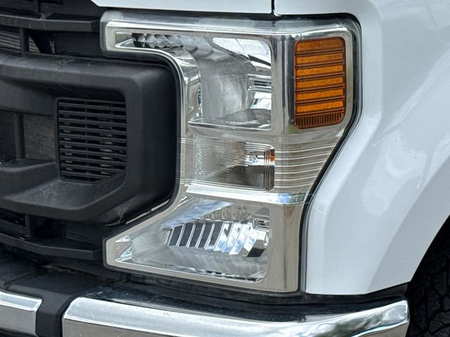 Used 2022 Ford F250 XL w/ Power Equipment Group AWD/4WD image 4