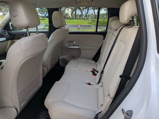 Used 2021 Mercedes-Benz GLB 250 4MATIC image 17