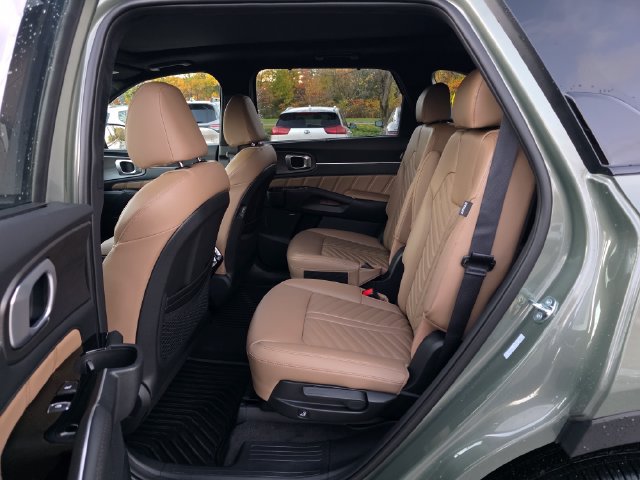 New 2026 Kia Sorento SX Prestige w/ Olive Brown Leather Package AWD/4WD image 17