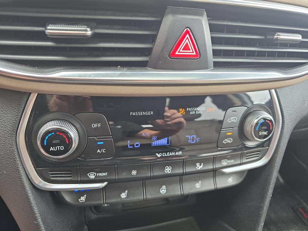 Used 2019 Hyundai Santa Fe FWD image 27