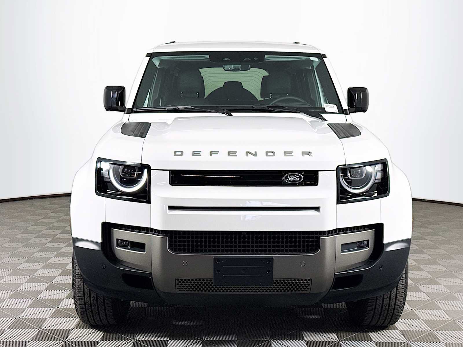 Used 2026 Land Rover Defender 110 S AWD/4WD image 2