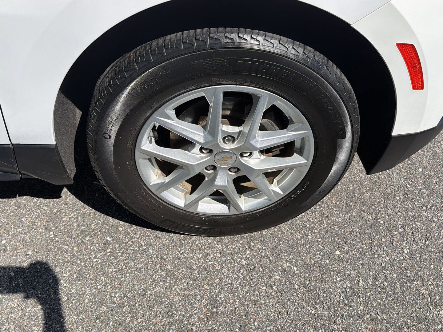 Used 2023 Chevrolet Equinox LS w/ LS Convenience Package FWD image 37