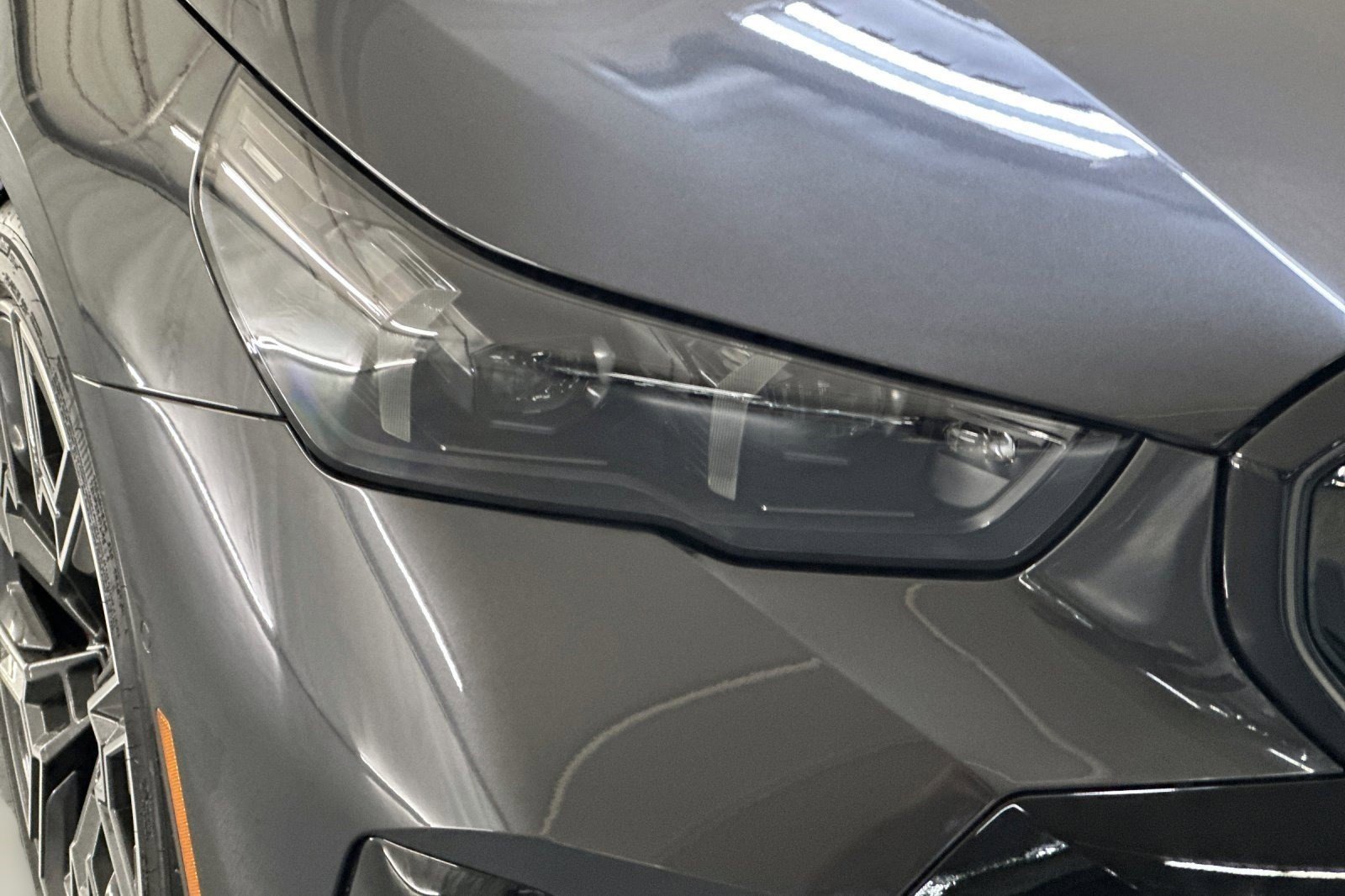 New 2026 BMW 550e xDrive w/ Premium Package image 10