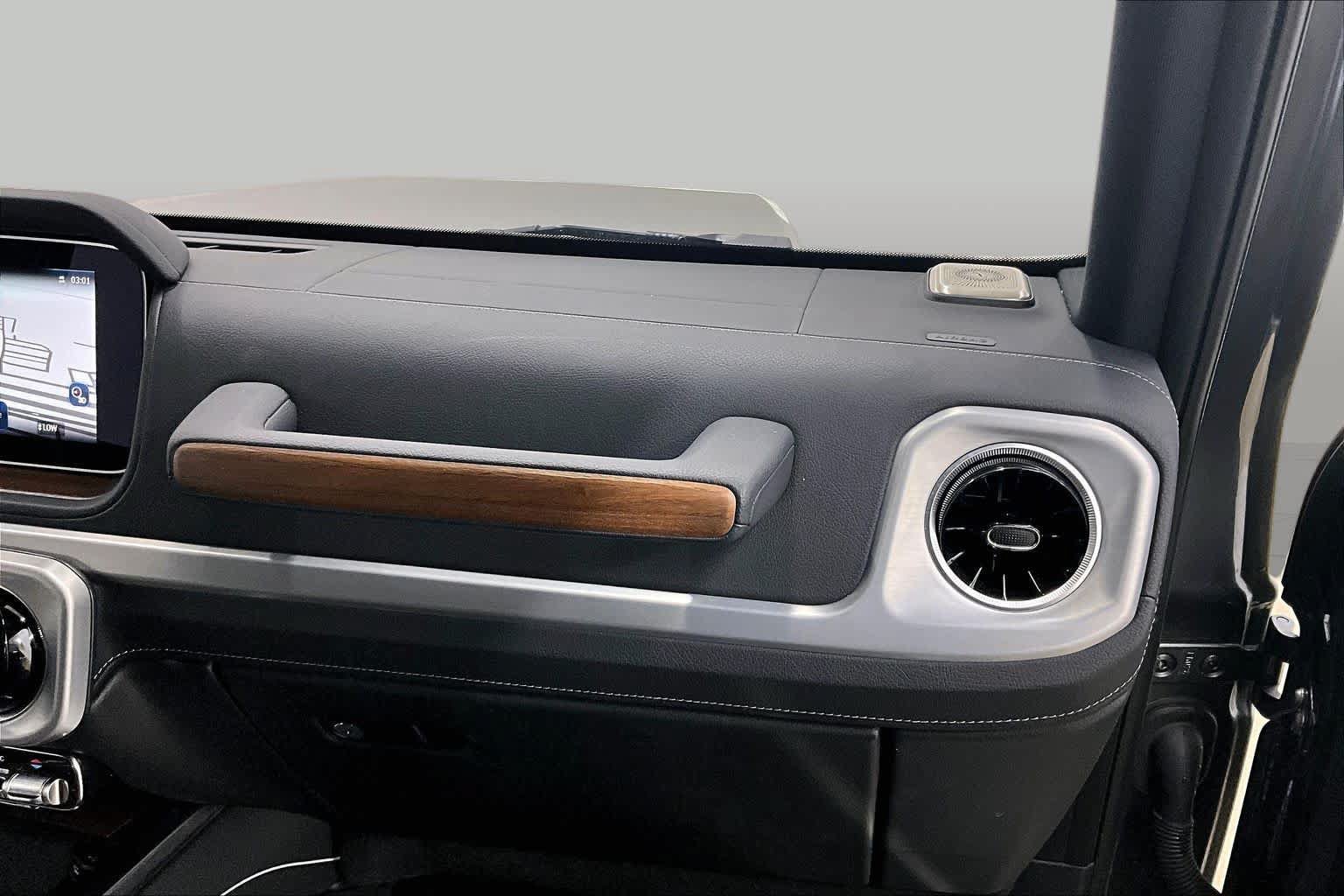 Used 2025 Mercedes-Benz G 550 image 18
