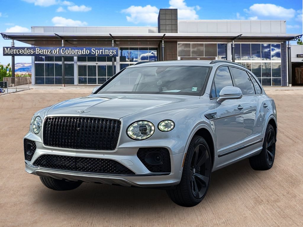 Used 2023 Bentley Bentayga Extended Wheelbase AWD/4WD image 3