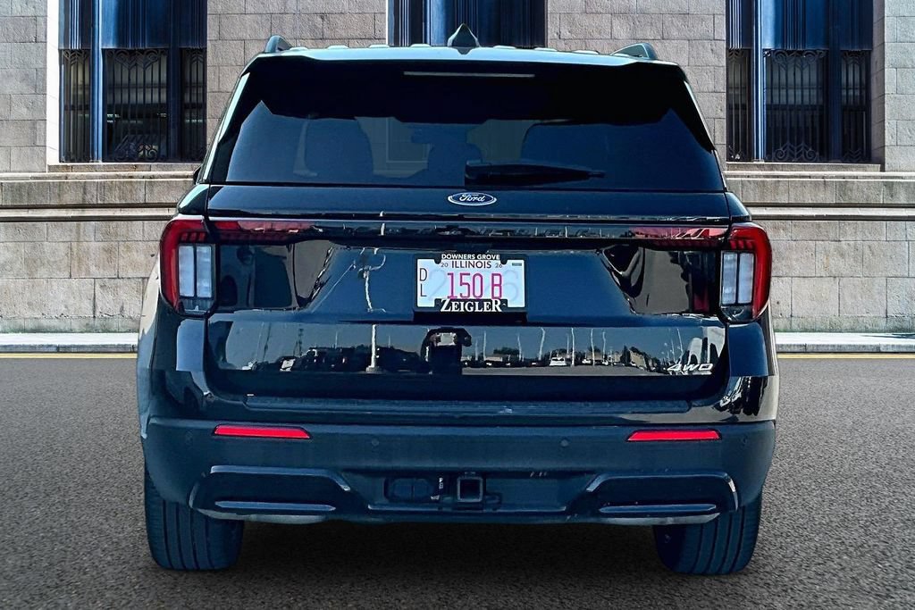 Certified 2025 Ford Explorer ST-Line w/ ST-Line Street Pack AWD/4WD image 4