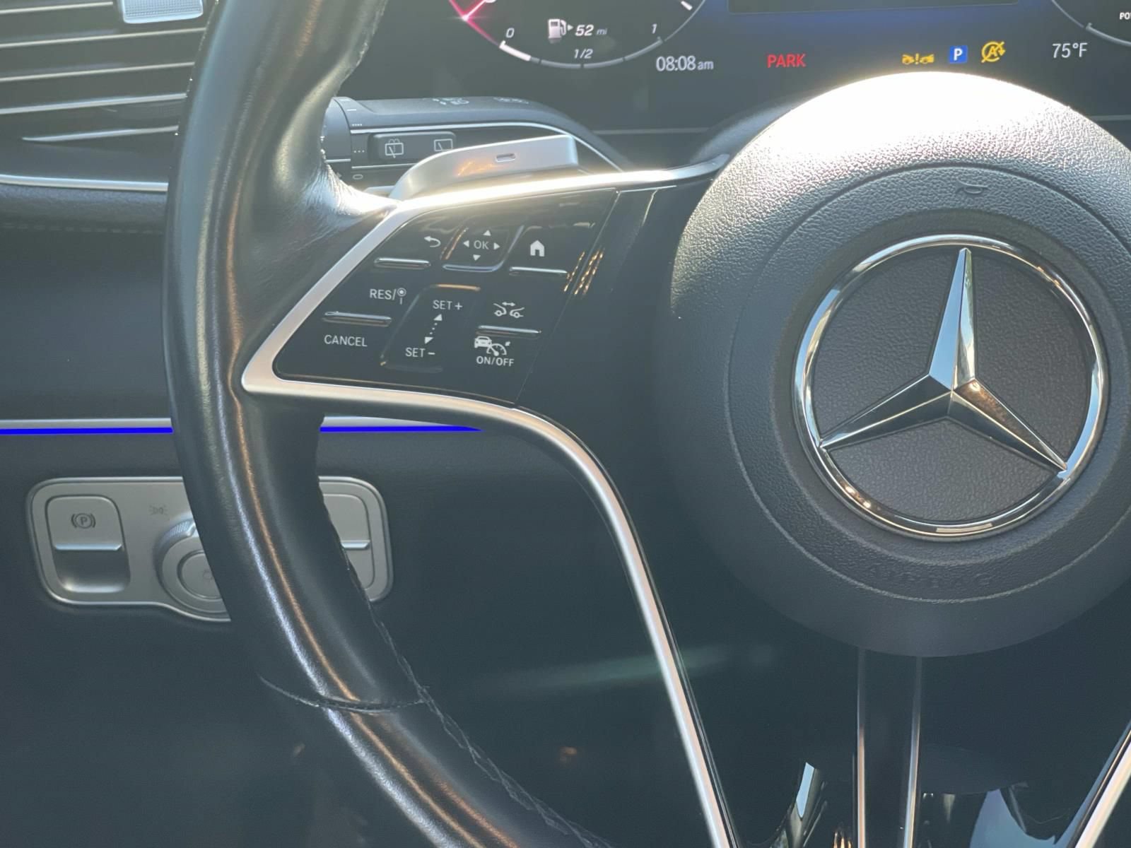 Used 2024 Mercedes-Benz GLS 450 4MATIC image 10