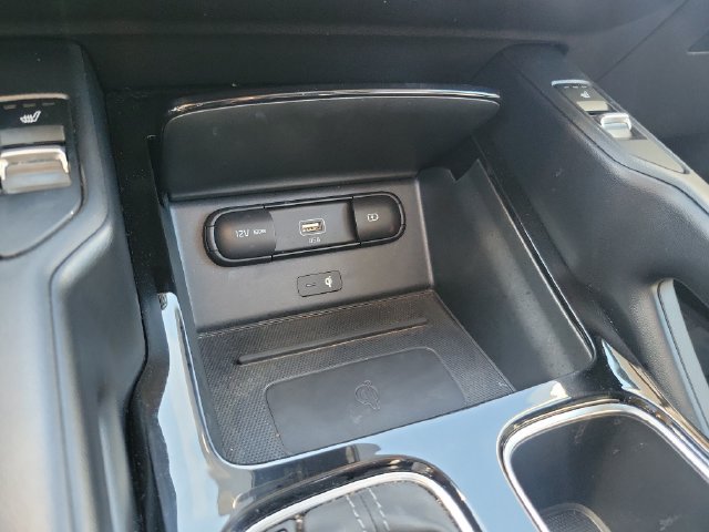 Used 2022 Kia Telluride S FWD image 24