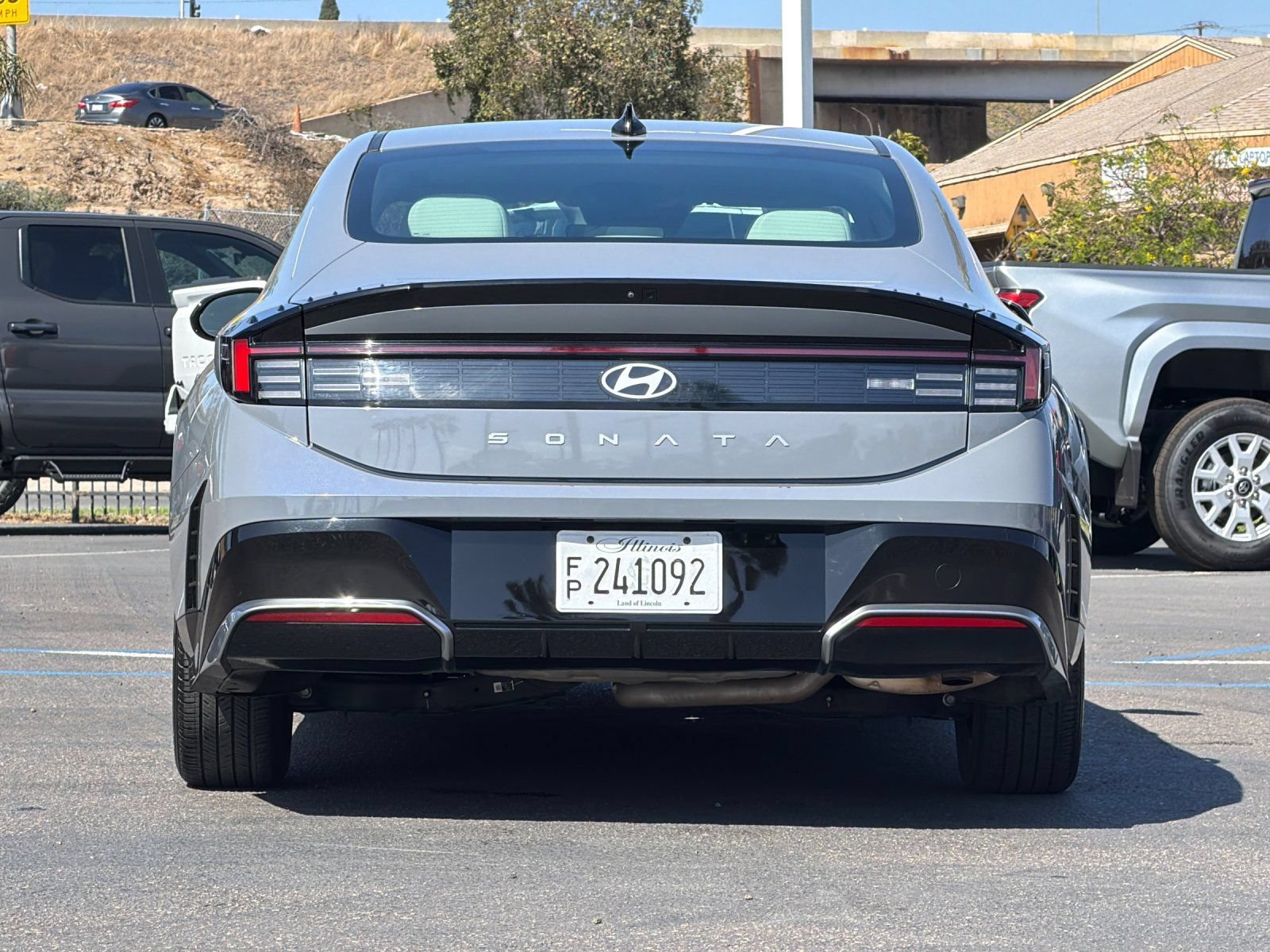 Used 2025 Hyundai Sonata SEL FWD image 4