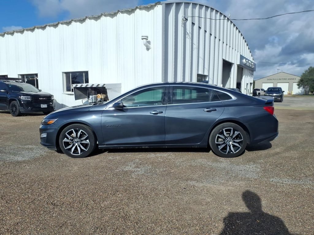 Used 2021 Chevrolet Malibu RS FWD image 2