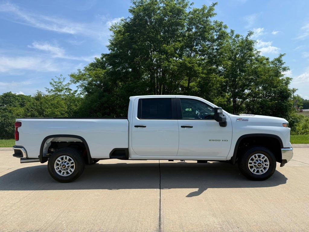 Used 2026 Chevrolet Silverado 2500 W/T w/ WT/CX Safety Package AWD/4WD image 2
