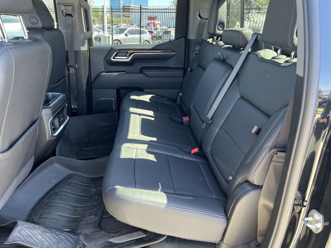 Used 2024 GMC Sierra 1500 Elevation w/ Elevation Premium Package image 29