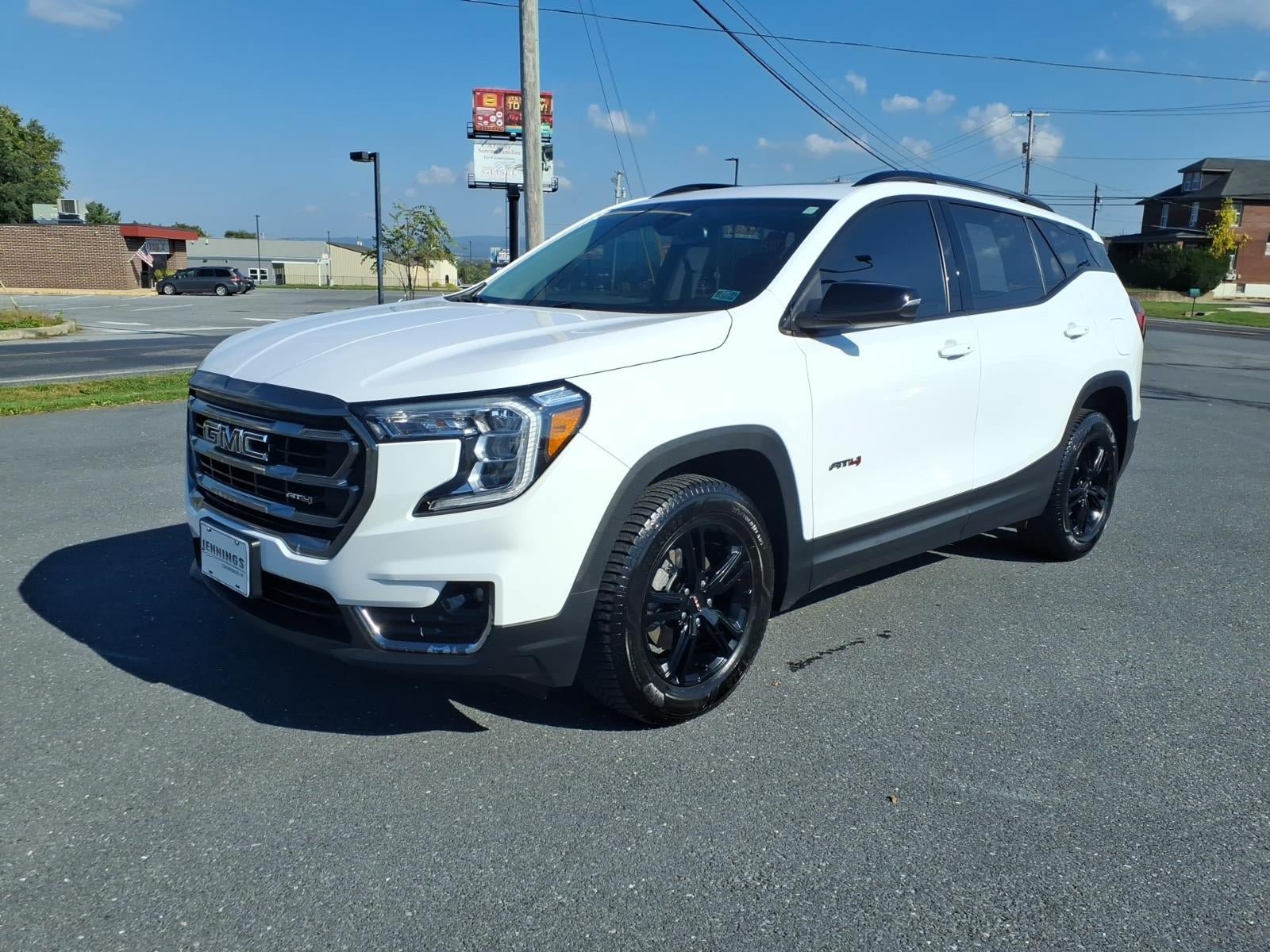 Certified 2022 GMC Terrain AT4 AWD/4WD image 1