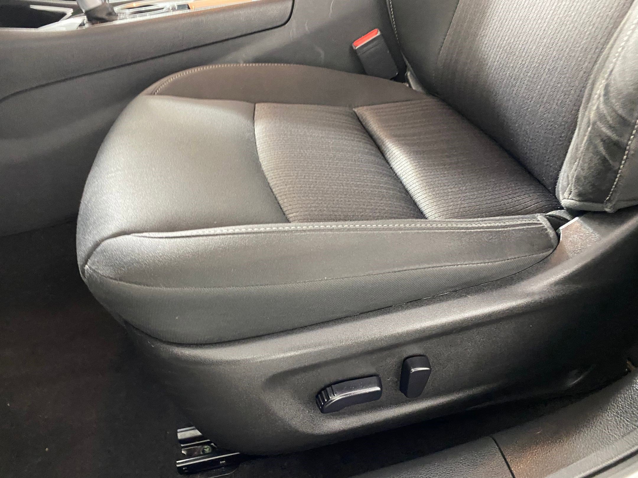 Used 2024 Nissan Altima 2.5 SV image 12