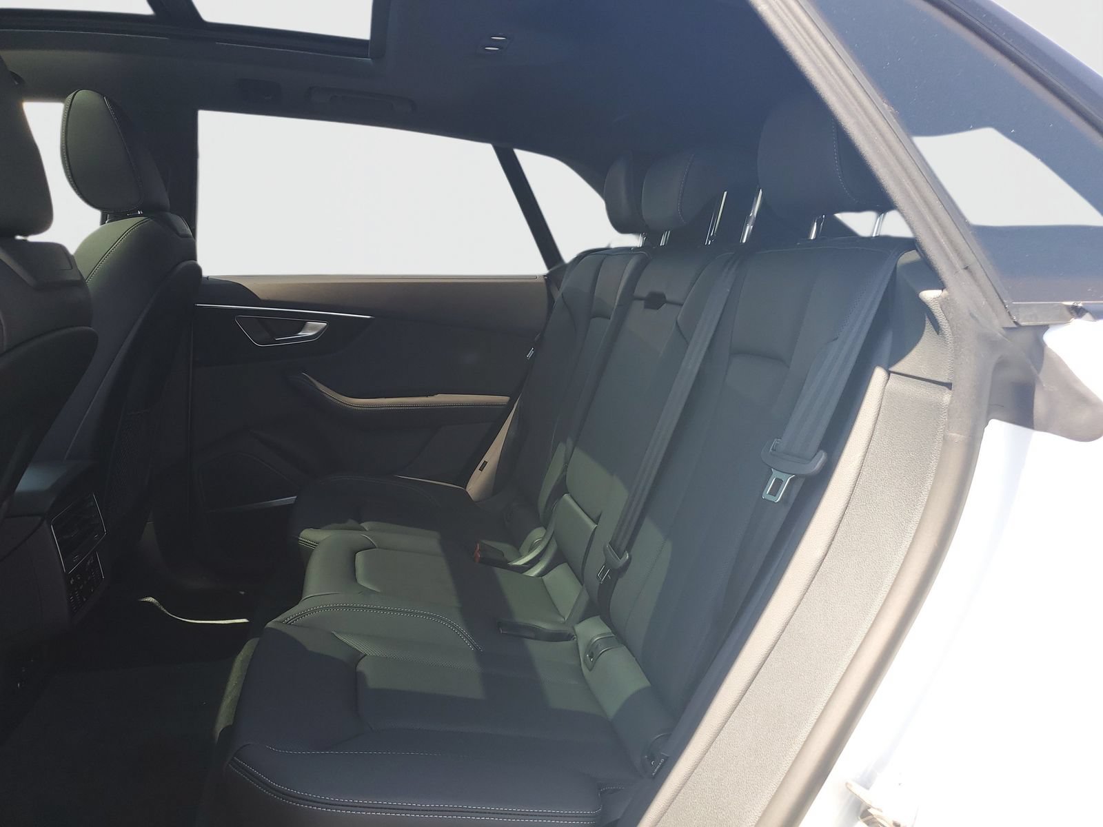New 2026 Audi Q8 Premium Plus AWD/4WD image 13