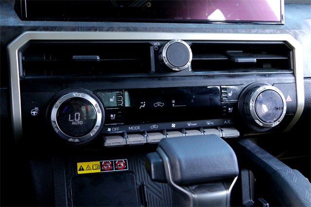 Used 2024 Toyota Tacoma Limited image 18