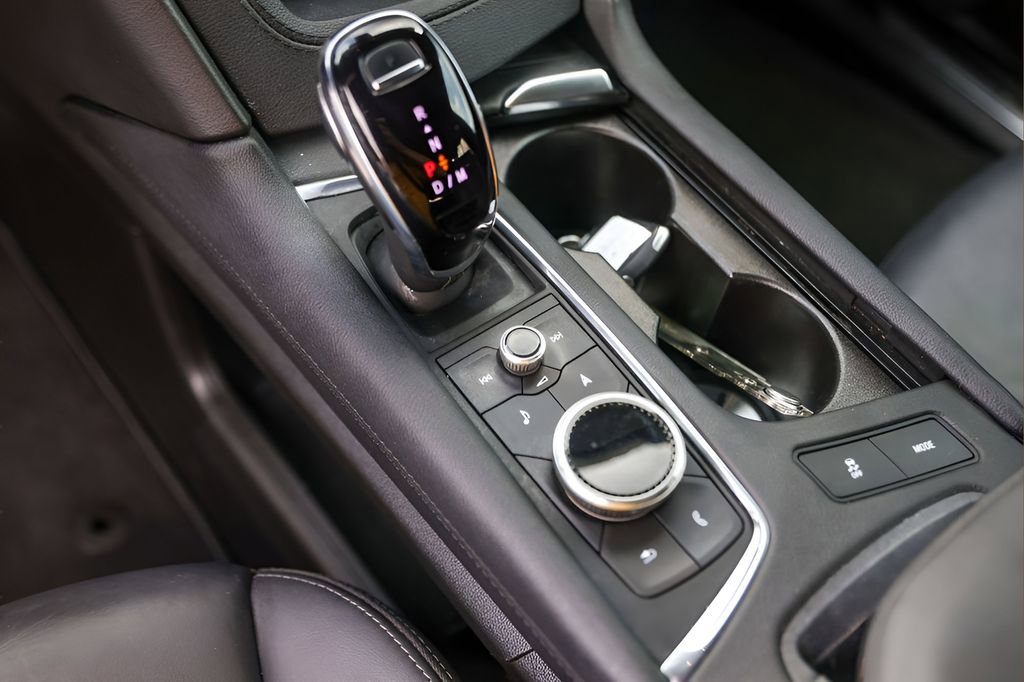 Certified 2023 Cadillac XT5 Sportv w/ Technology Package image 21