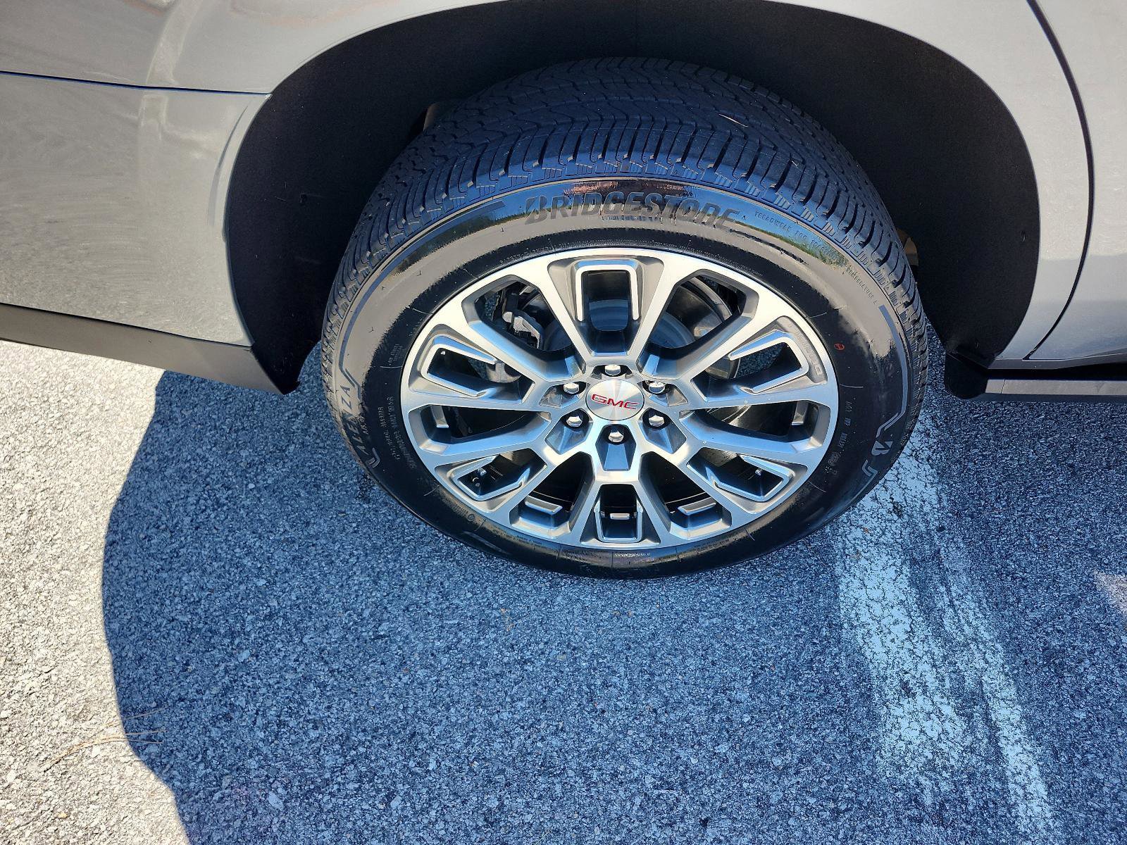 Certified 2025 GMC Yukon Denali w/ Sun & Power Step Package image 6