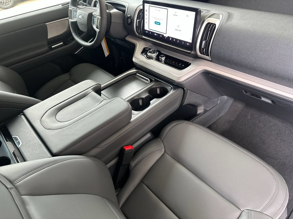 New 2027 Ford Expedition Active RWD image 16