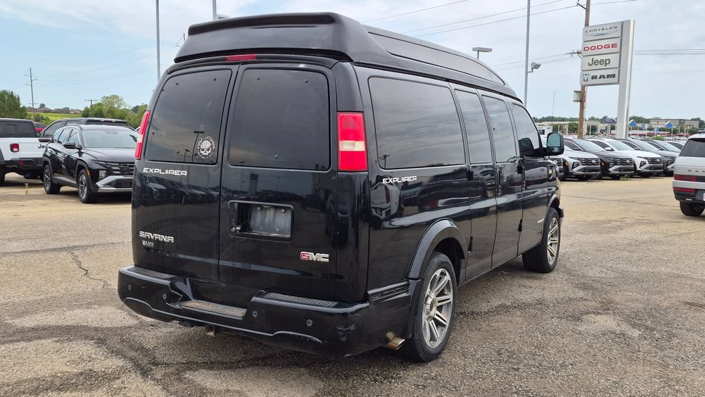 Used 2018 GMC Savana 2500 w/ Enhanced Convenience Package RWD image 3