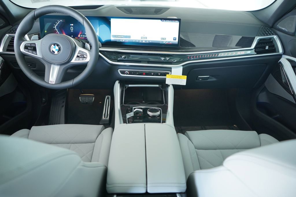 New 2026 BMW X6 xDrive40i w/ Climate Comfort Package image 12