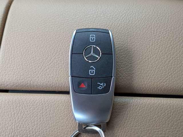 Used 2024 Mercedes-Benz GLE 350 4MATIC image 31