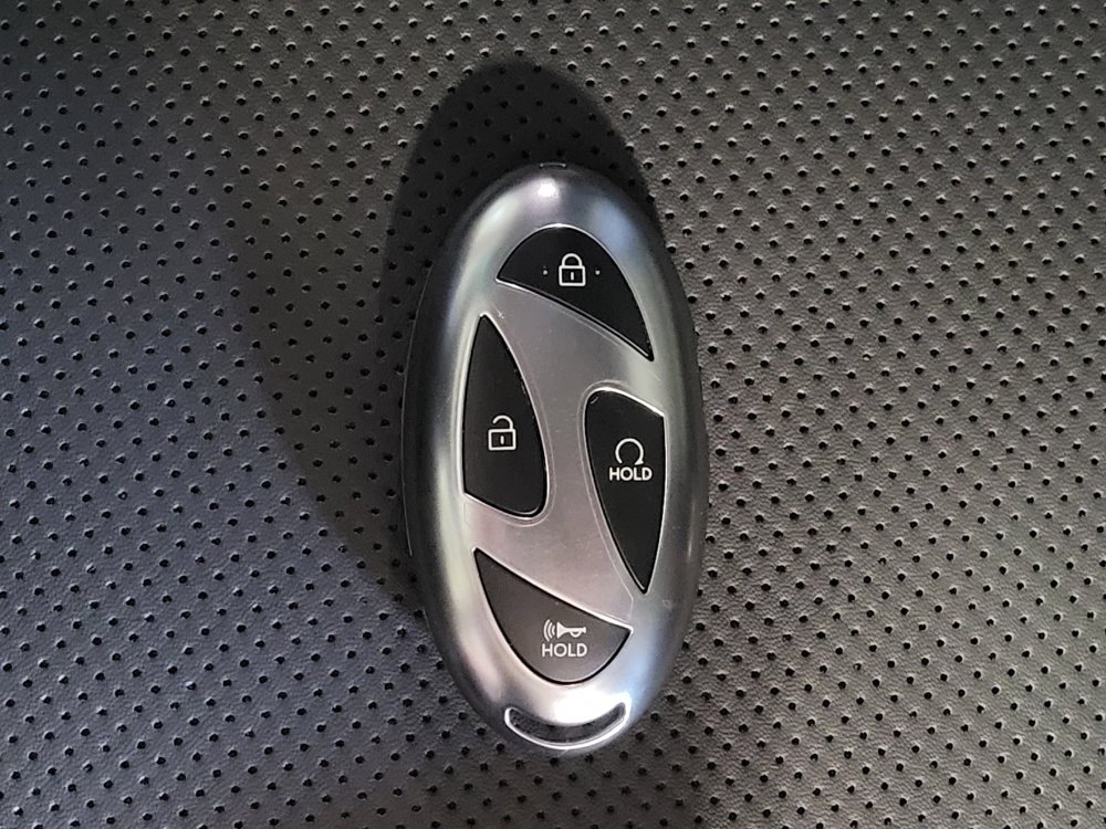 Used 2024 Hyundai Santa Fe SEL FWD image 32