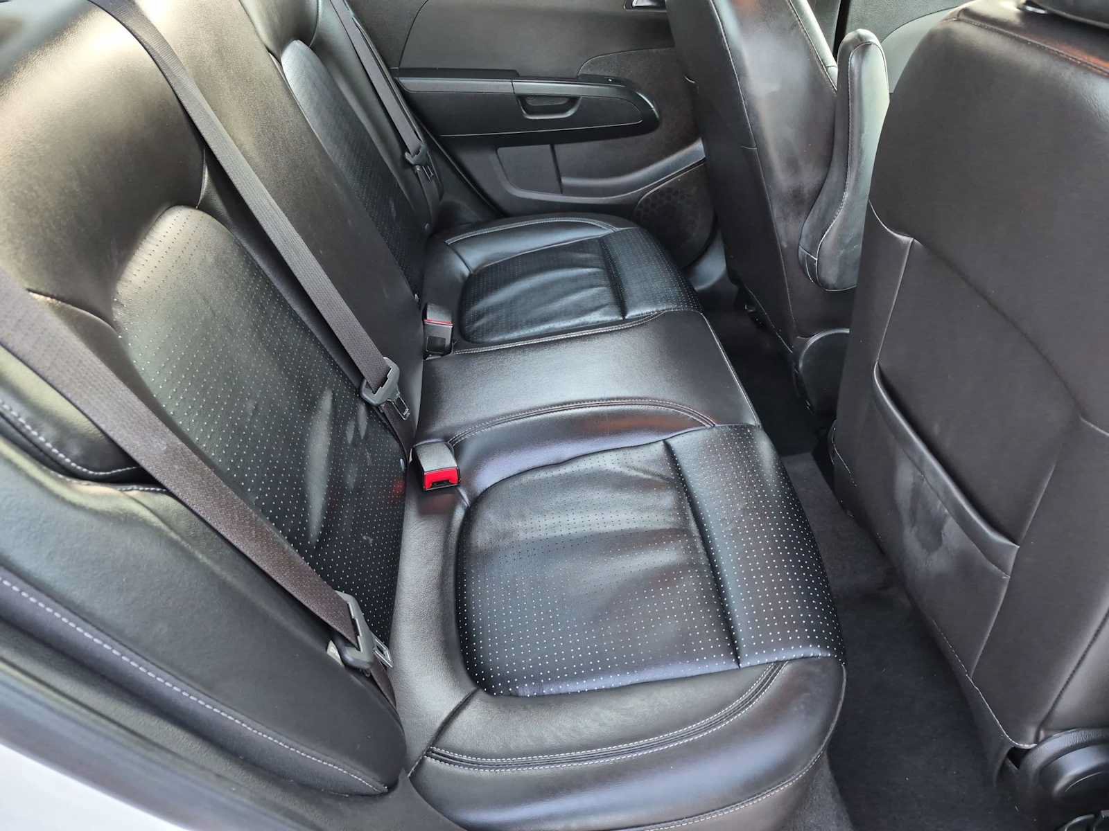 Used 2015 Chevrolet Sonic LTZ FWD image 27