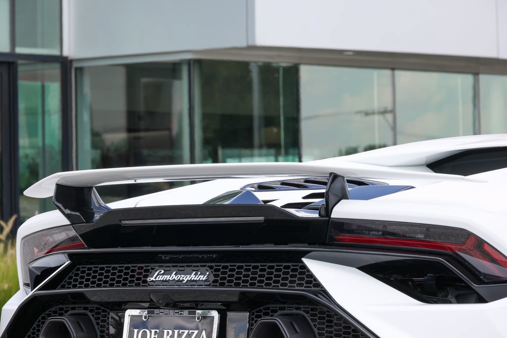 Used 2024 Lamborghini Huracan Tecnica RWD image 19