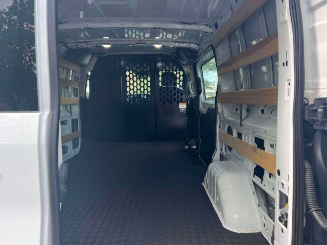 Used 2025 Ford Transit 250 Low Roof w/ Exterior Upgrade Package RWD image 17