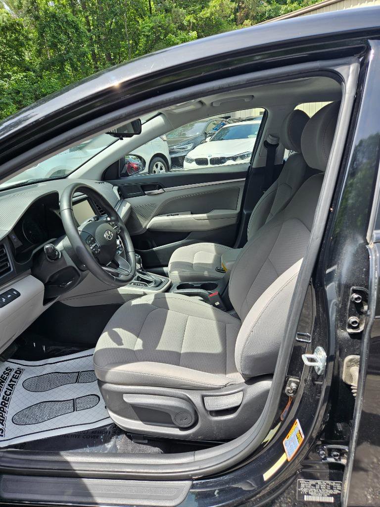 Used 2020 Hyundai Elantra Value Edition image 10