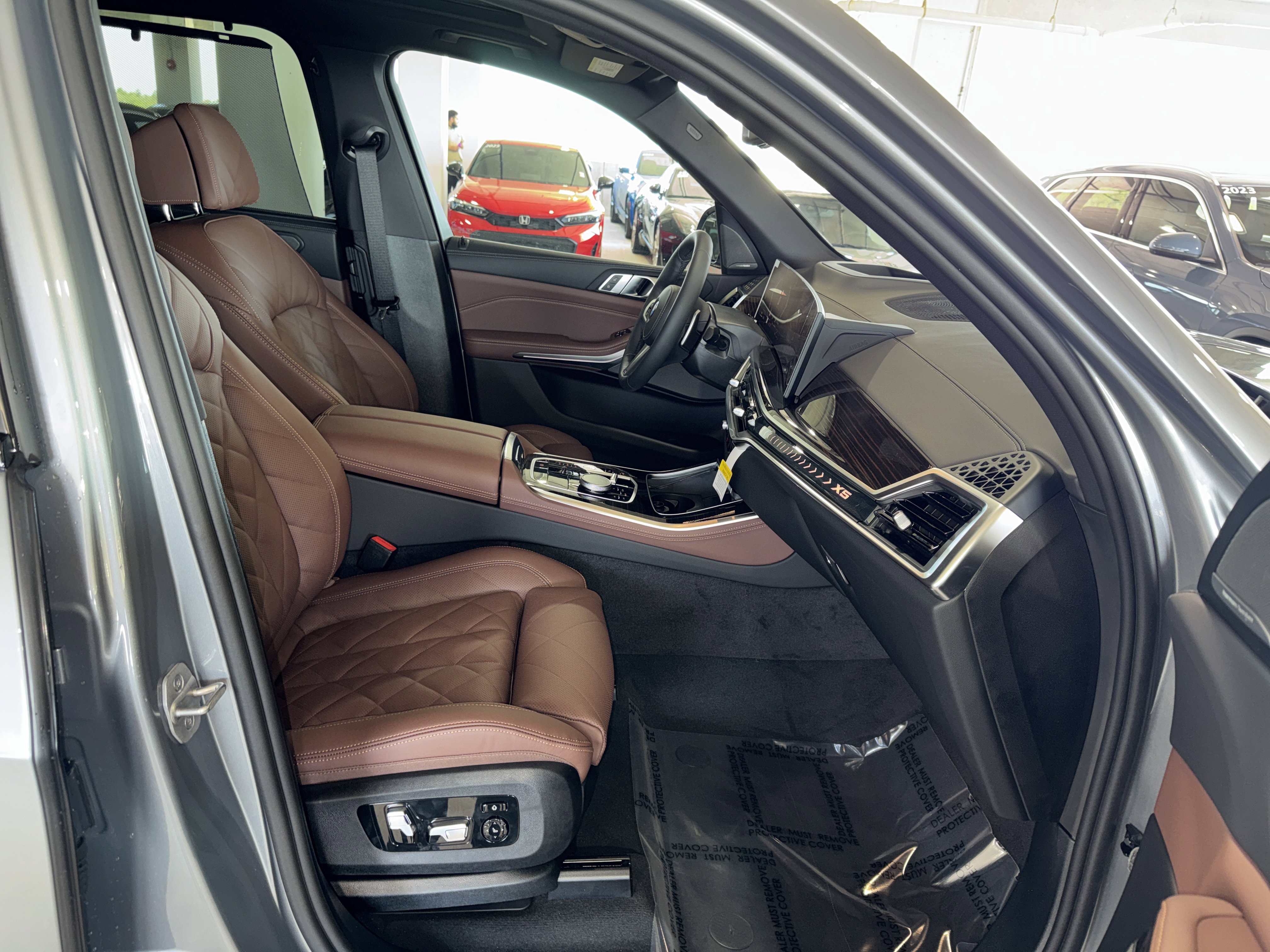 New 2026 BMW X5 sDrive40i w/ M Sport Package image 9