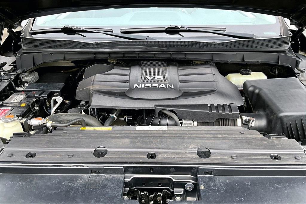 Used 2019 Nissan Titan PRO-4X image 35
