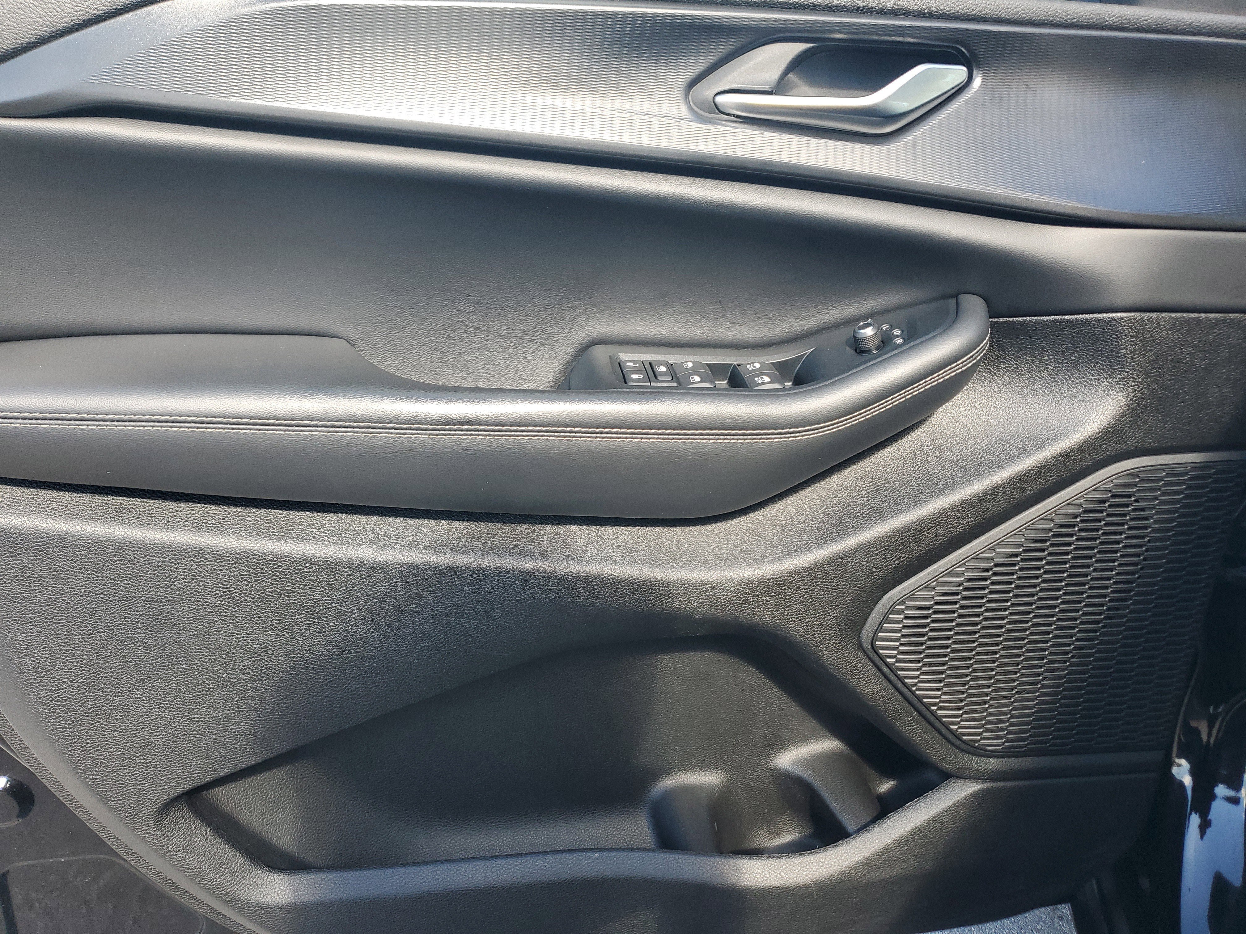 Used 2023 Jeep Grand Cherokee L Laredo image 15