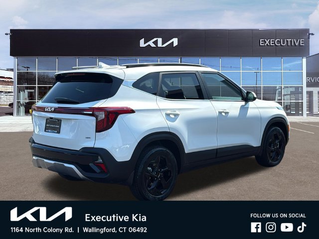 Certified 2026 Kia Seltos EX w/ EX Sunroof Package AWD/4WD image 4