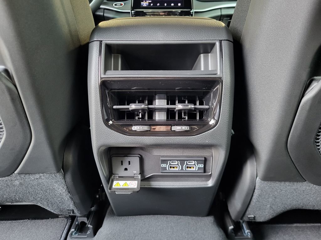 New 2025 Jeep Grand Cherokee Altitude image 26