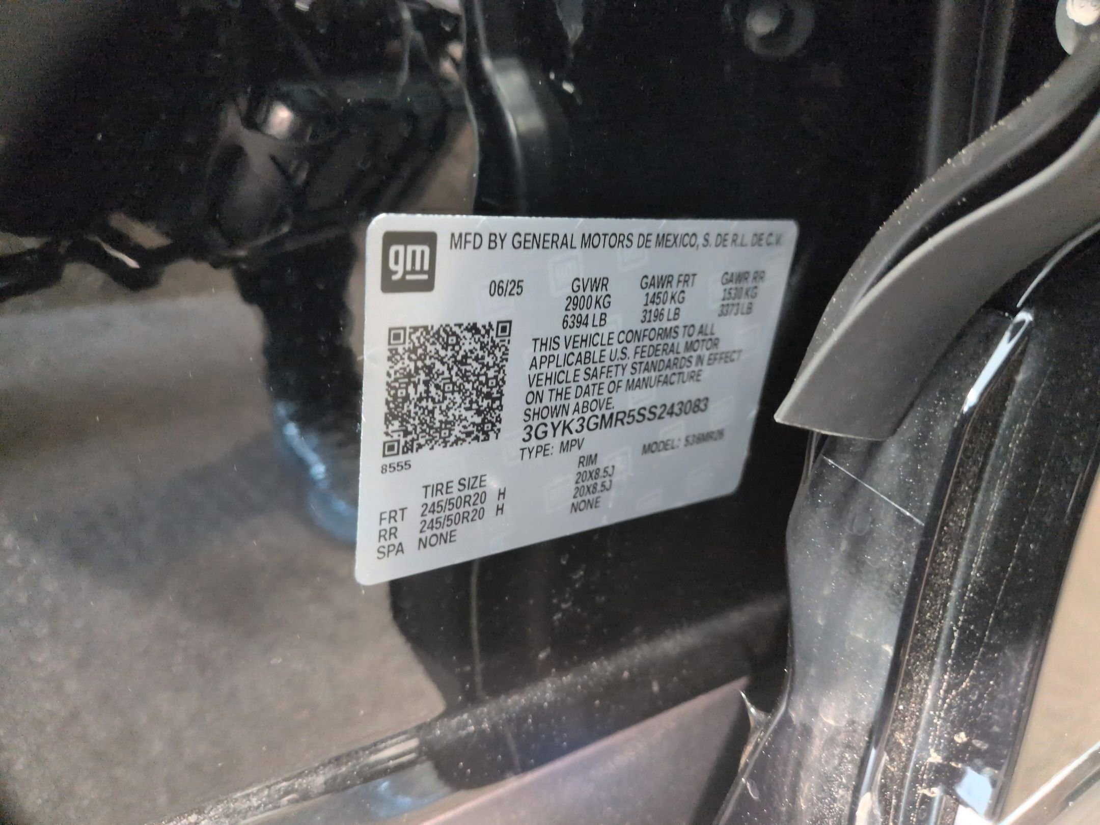 Certified 2025 Cadillac Optiq Sport 2 w/ LPO, Floor Liner Package image 32