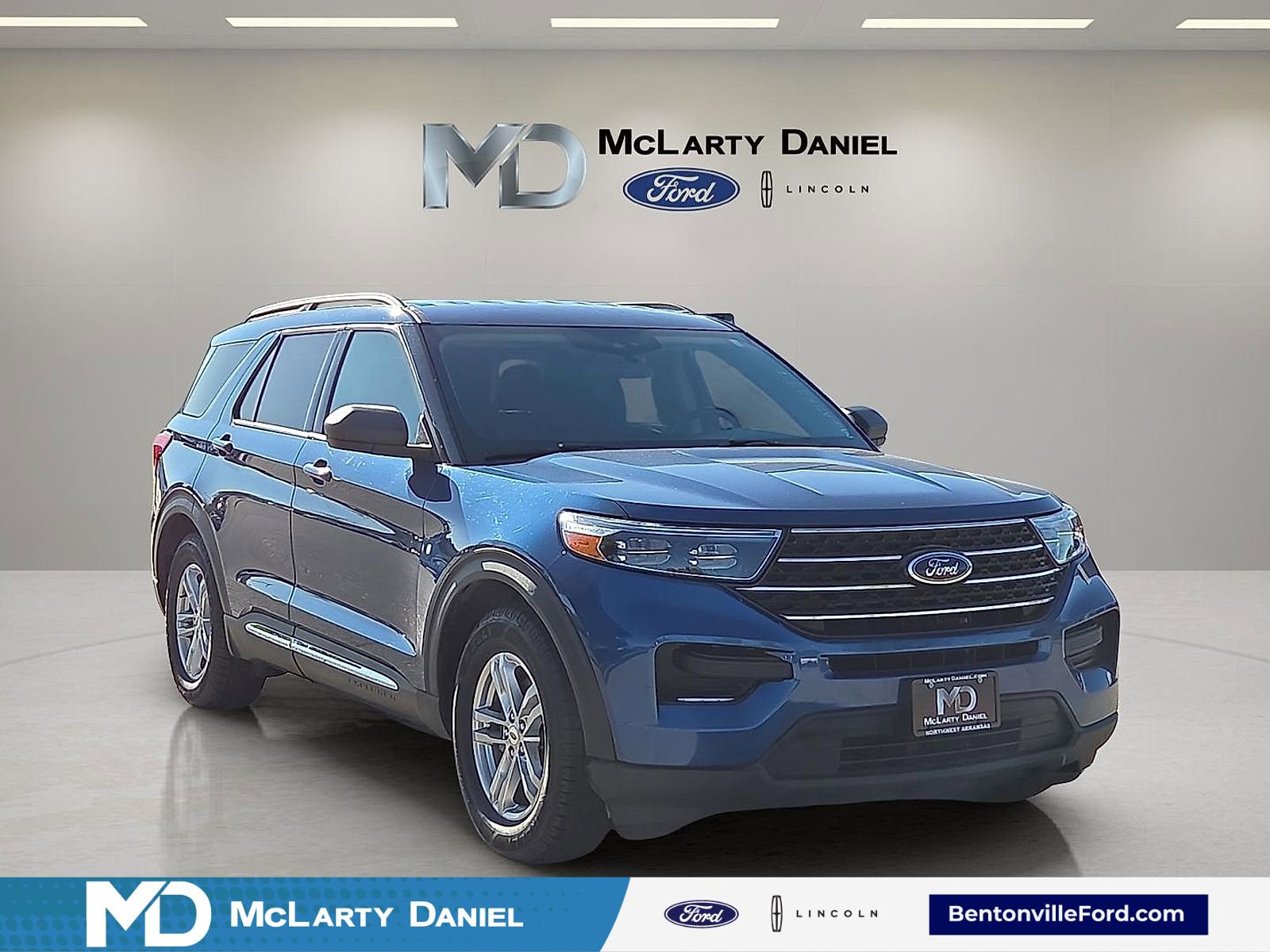 Used 2021 Ford Explorer XLT RWD image 1