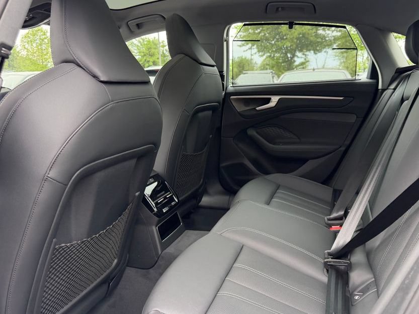New 2026 Audi A6 Premium Plus AWD/4WD image 28