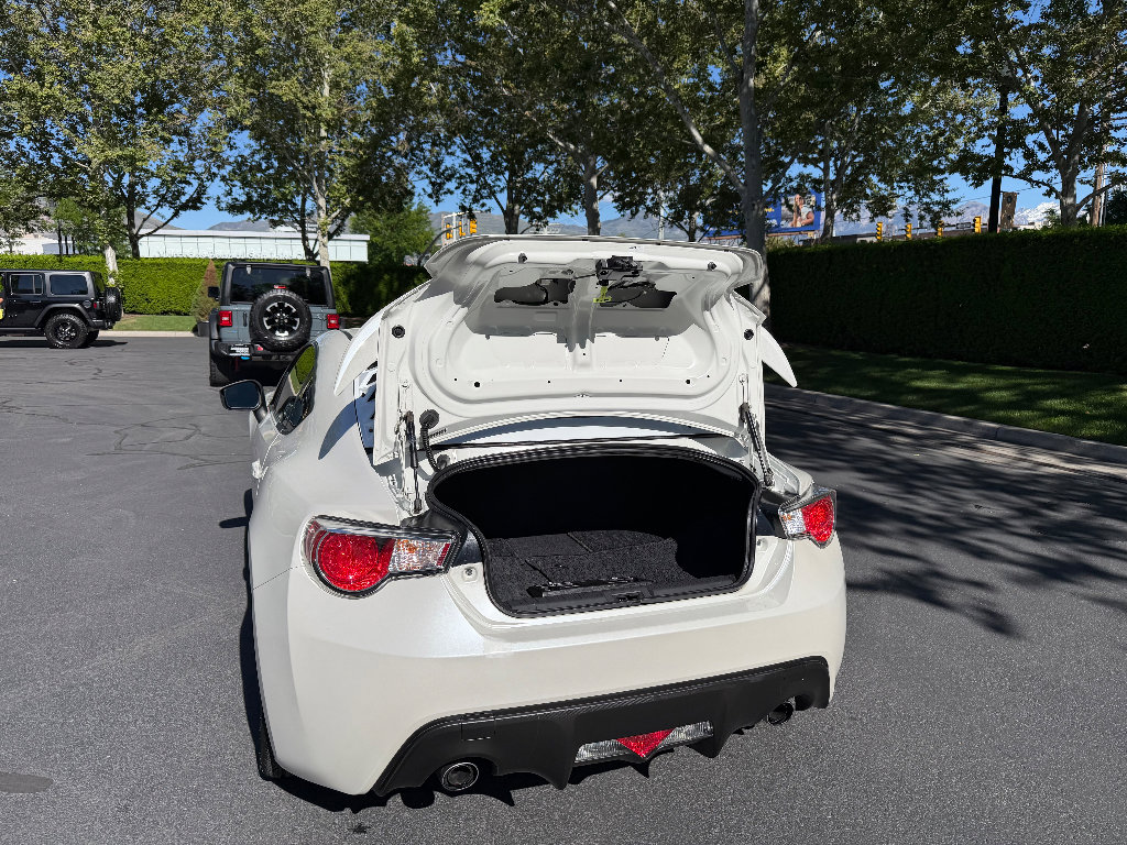 Used 2013 Scion FR-S RWD image 26
