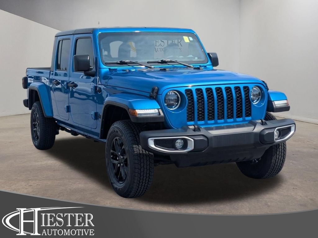 Used 2023 Jeep Gladiator Sport AWD/4WD image 1